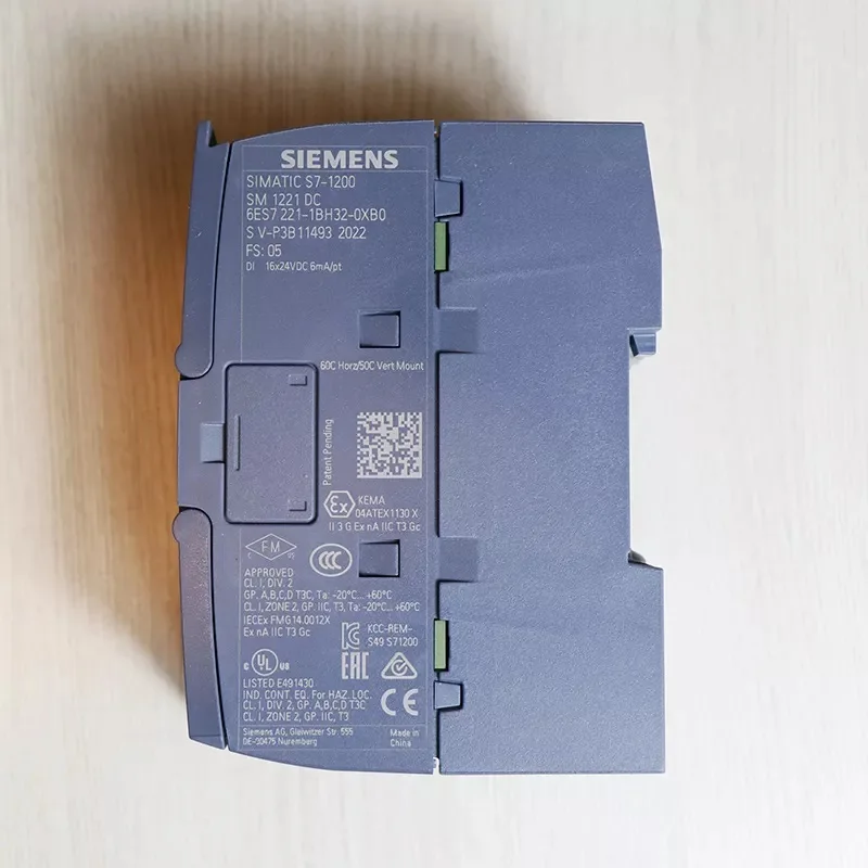 De Brand Nou Siemens 6ES7221-1BH32-0XB0 6ES72211BH320XB0 SIMATIC S7-1200 PLC2